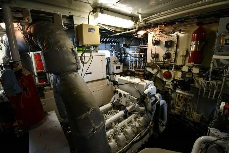 Slide: The Image of Lowland 64 Pilot House Long Range Motor Yacht 1986 - 4959364