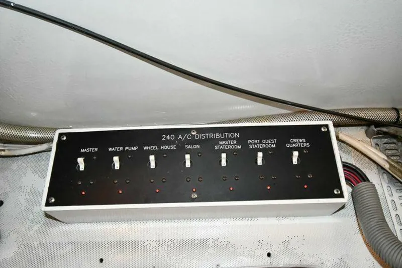 Slide: The Image of Lowland 64 Pilot House Long Range Motor Yacht 1986 - 4959390