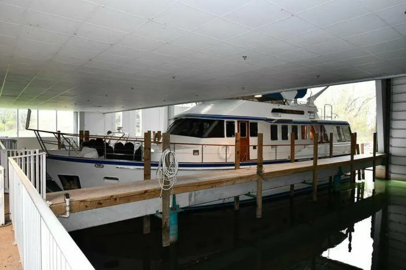 Slide: The Image of Lowland 64 Pilot House Long Range Motor Yacht 1986 - 4959420