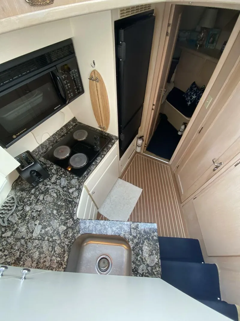 Slide: The Image of Hatteras Motor Yacht DC 1991 - 4212533