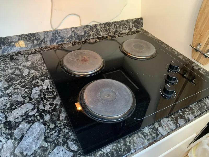 Slide: The Image of Hatteras Motor Yacht DC 1991 - 4213033