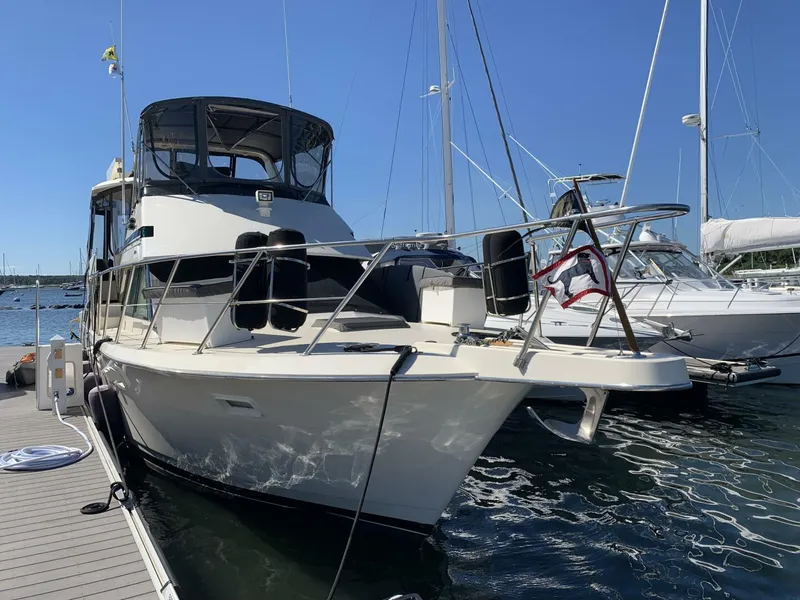 Slide: The Image of Hatteras Motor Yacht DC 1991 - 4213088