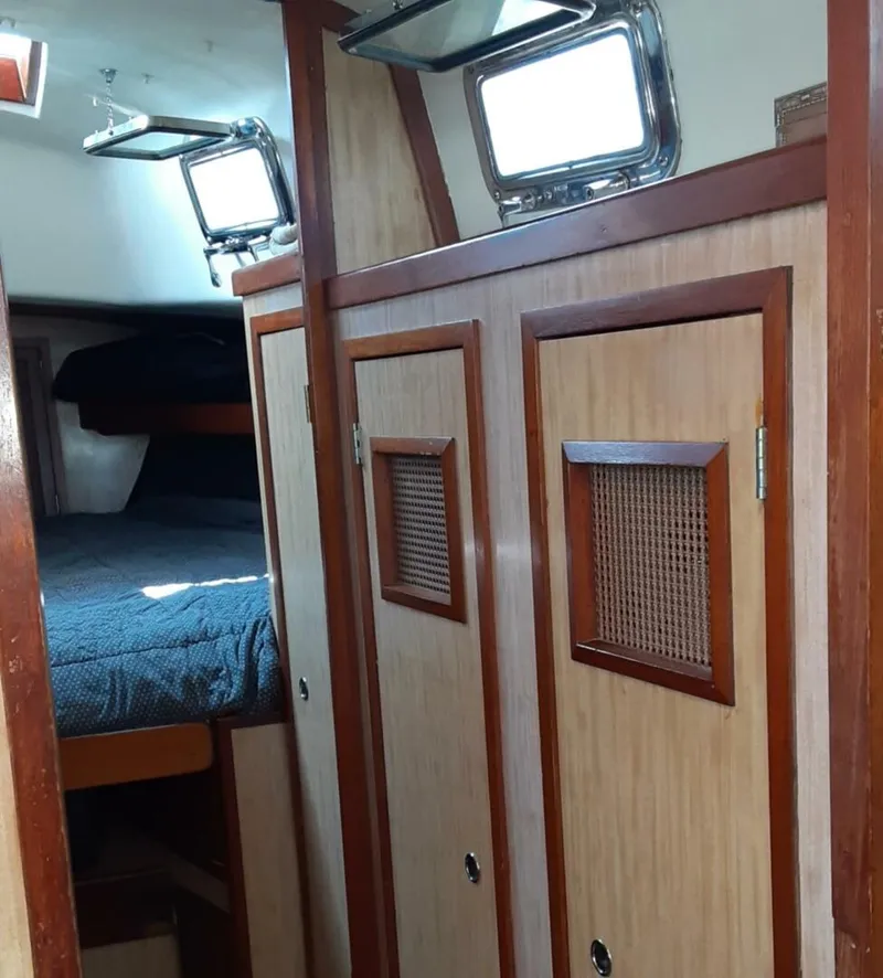 Slide: The Image of Pearson Invicta 1967 - 4212297