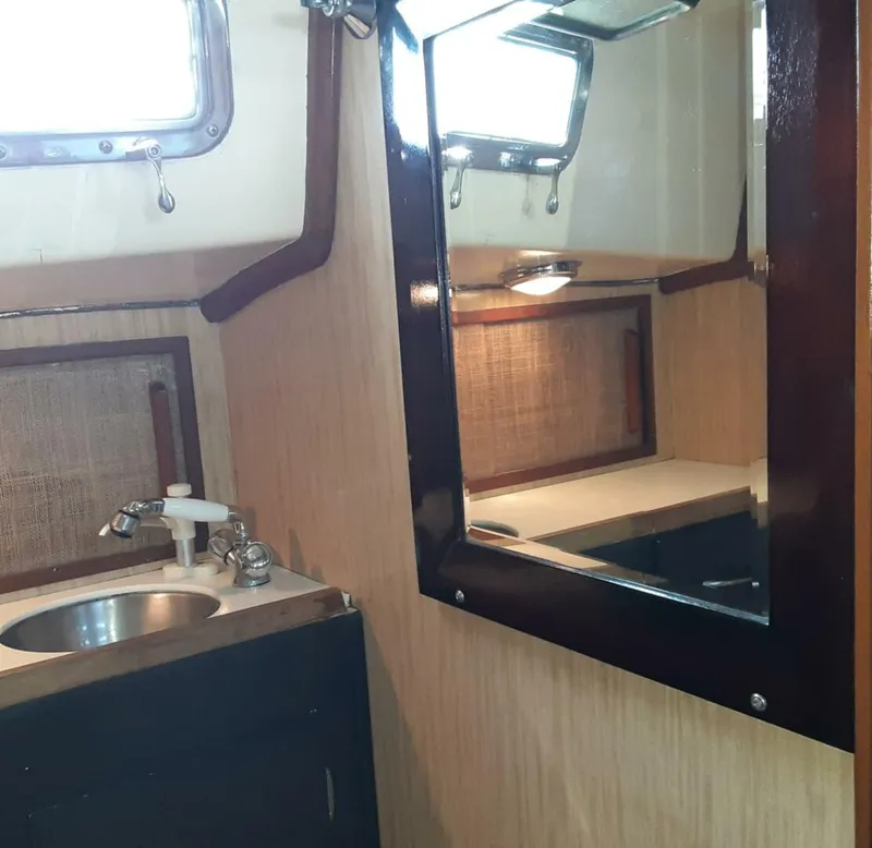 Slide: The Image of Pearson Invicta 1967 - 4212316