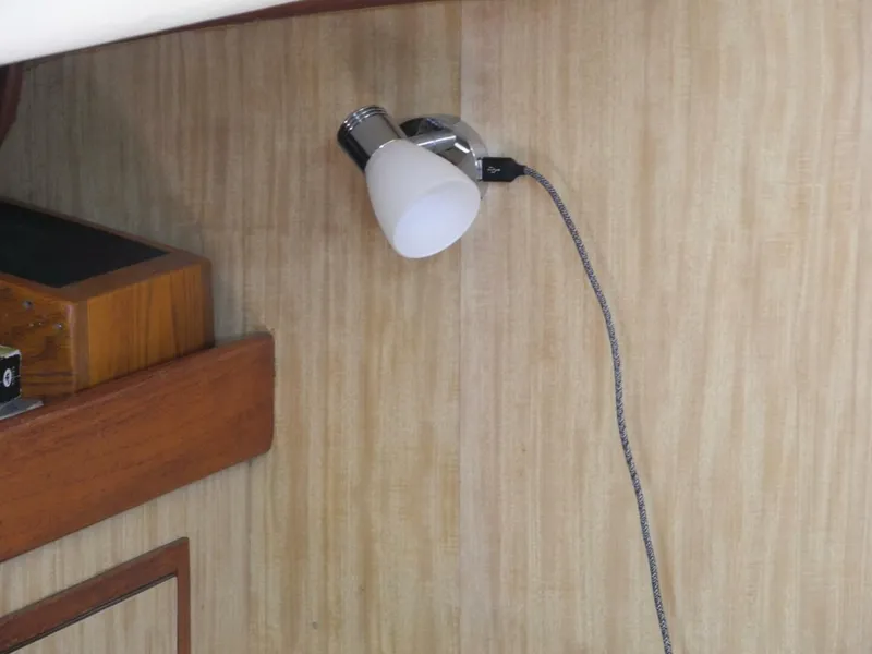 Slide: The Image of Pearson Invicta 1967 - 4211893