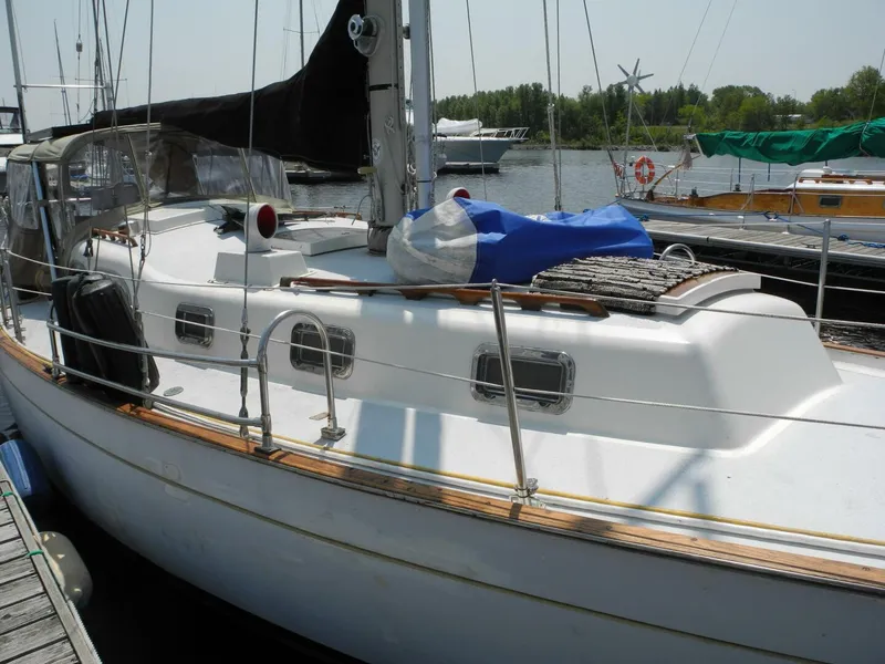 Slide: The Image of Pearson Invicta 1967 - 4211896