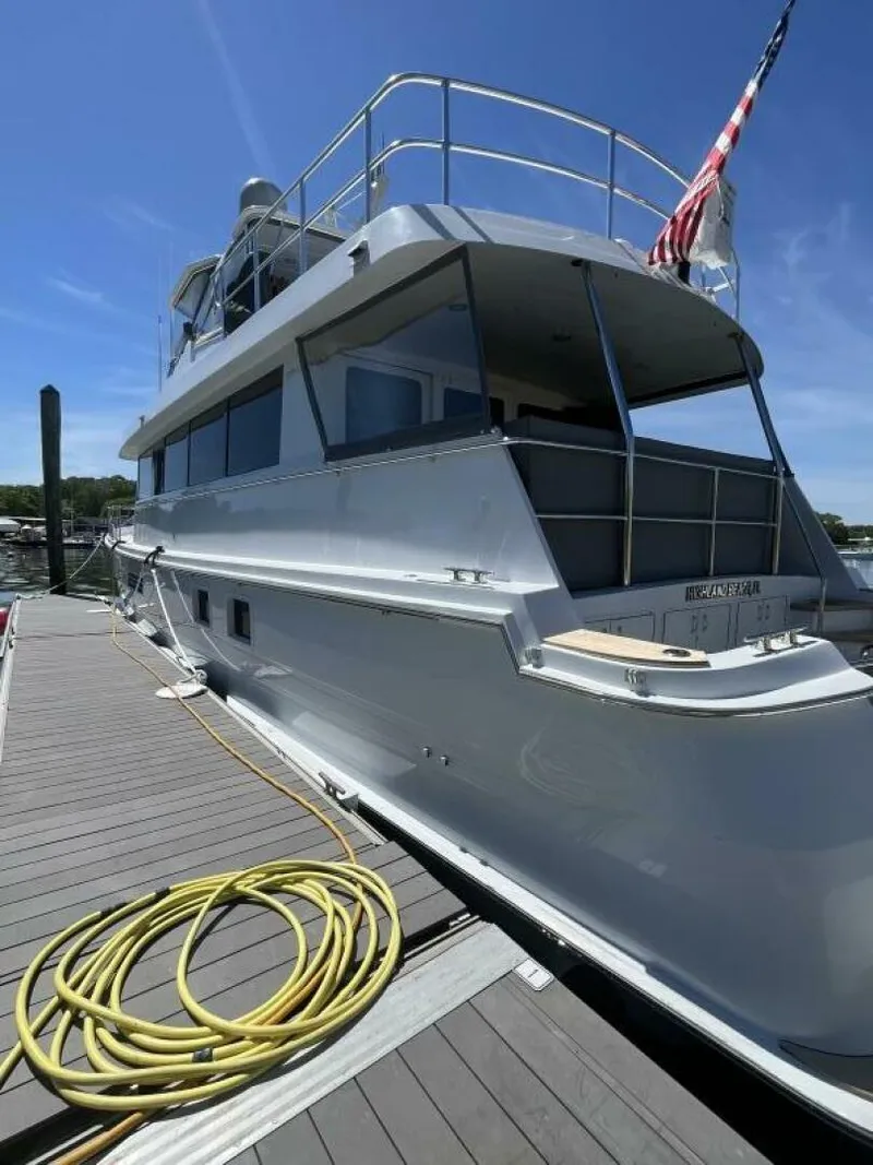 Slide: The Image of Hatteras 74' Sport Bridge Motor Yacht 1999 - 5344159