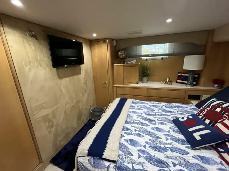 Slide: The Image of Hatteras 74' Sport Bridge Motor Yacht 1999 - 5344391