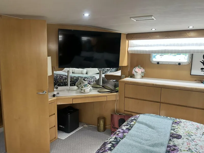 Slide: The Image of Hatteras 74' Sport Bridge Motor Yacht 1999 - 5344416