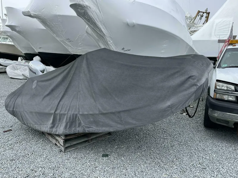 Slide: The Image of Hatteras 74' Sport Bridge Motor Yacht 1999 - 5345229