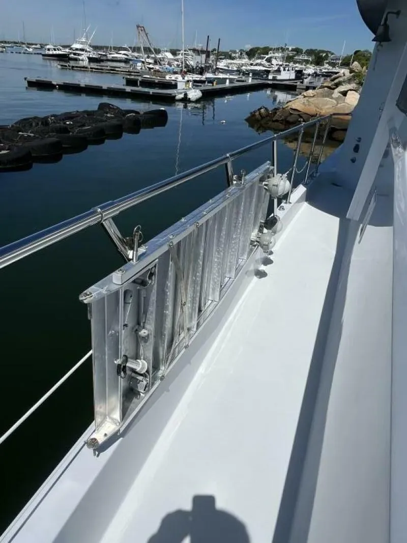 Slide: The Image of Hatteras 74' Sport Bridge Motor Yacht 1999 - 5344176