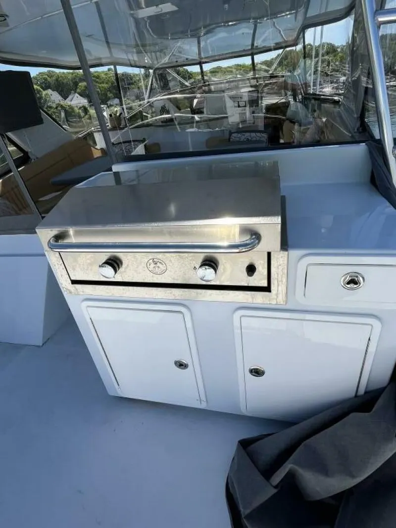 Slide: The Image of Hatteras 74' Sport Bridge Motor Yacht 1999 - 5344221