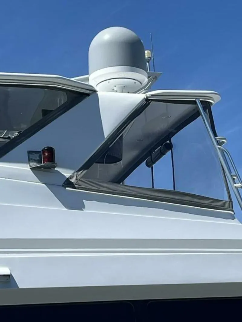 Slide: The Image of Hatteras 74' Sport Bridge Motor Yacht 1999 - 5344154