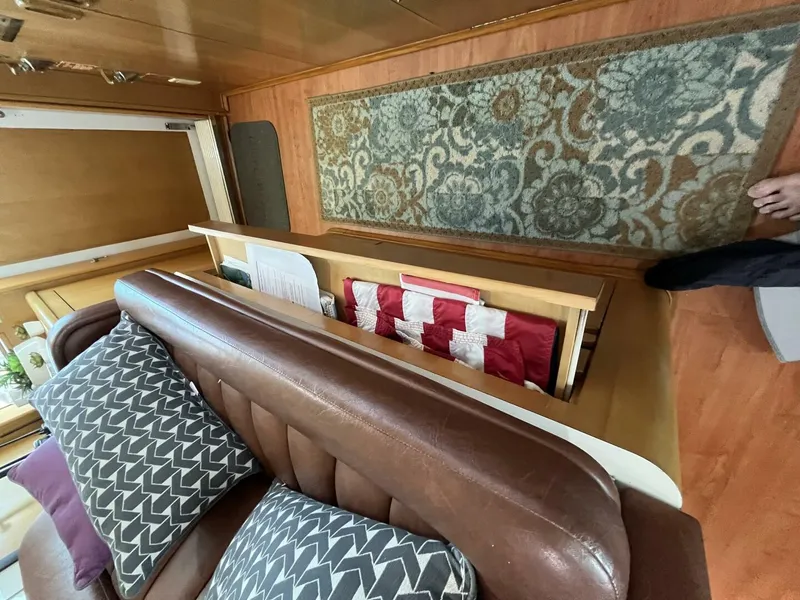 Slide: The Image of Hatteras 74' Sport Bridge Motor Yacht 1999 - 5344270