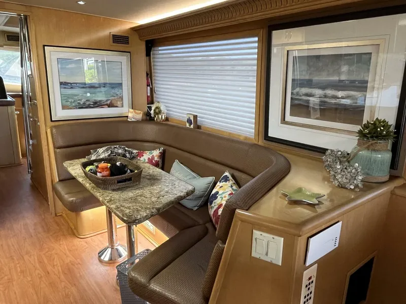 Slide: The Image of Hatteras 74' Sport Bridge Motor Yacht 1999 - 5344297