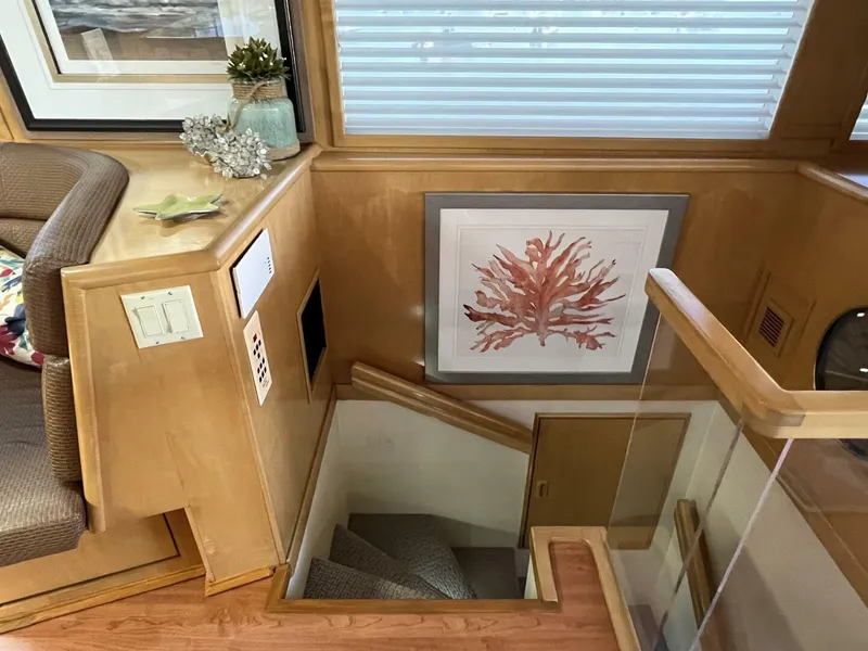 Slide: The Image of Hatteras 74' Sport Bridge Motor Yacht 1999 - 5344299
