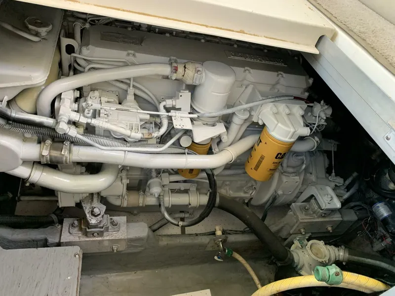 Slide: The Image of Sea Ray 420 Aft Cabin 1997 - 4213381