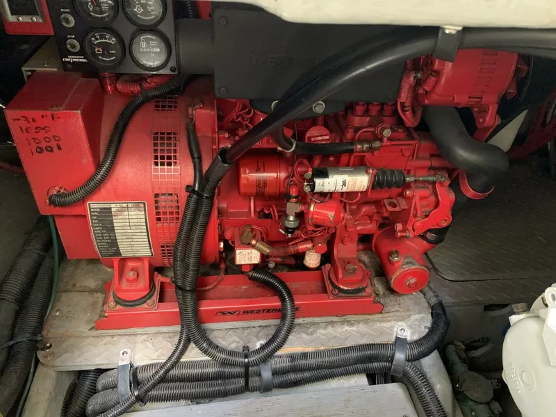 Slide: The Image of Sea Ray 420 Aft Cabin 1997 - 4213375