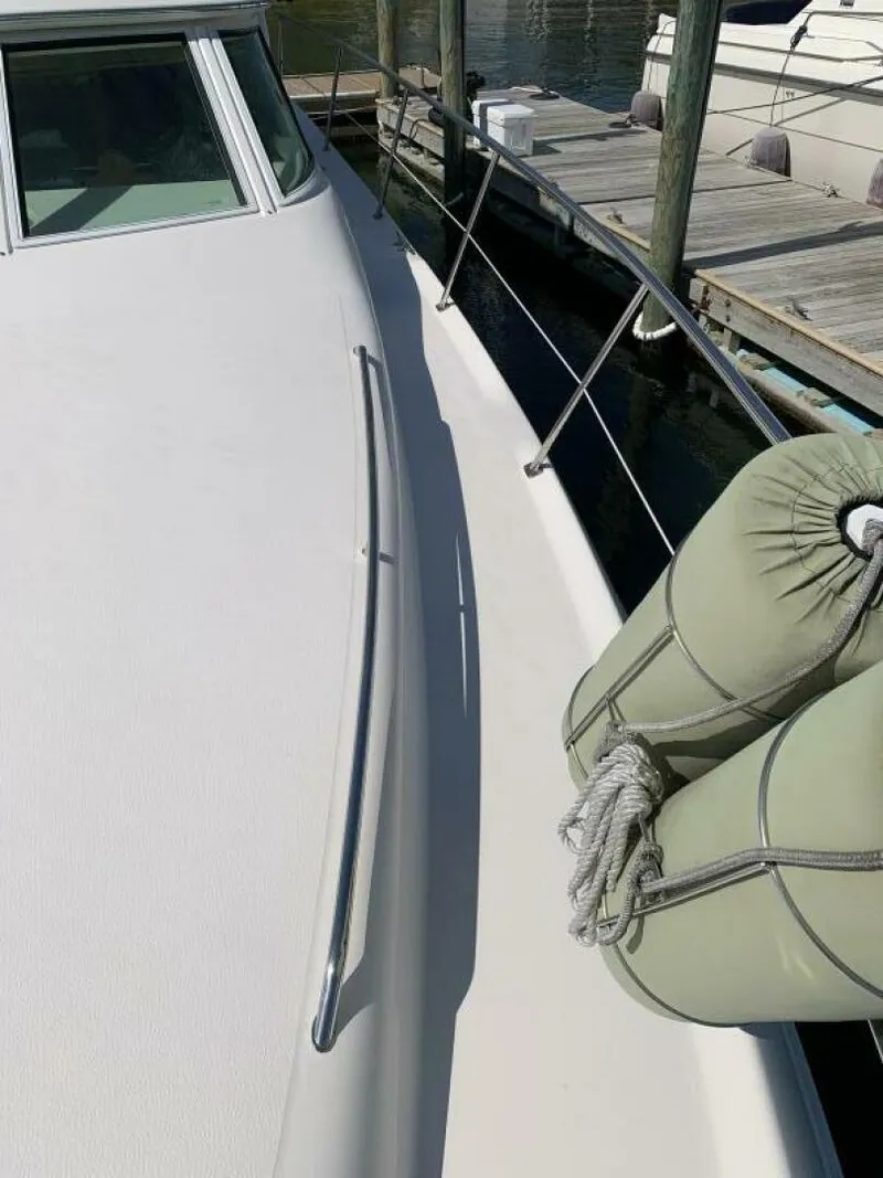 Slide: The Image of Sea Ray 420 Aft Cabin 1997 - 4213362