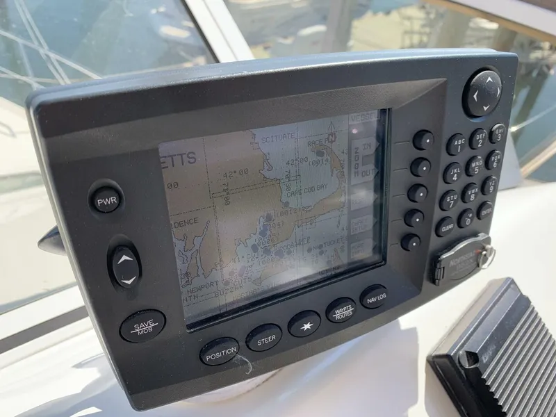 Slide: The Image of Sea Ray 420 Aft Cabin 1997 - 4213428