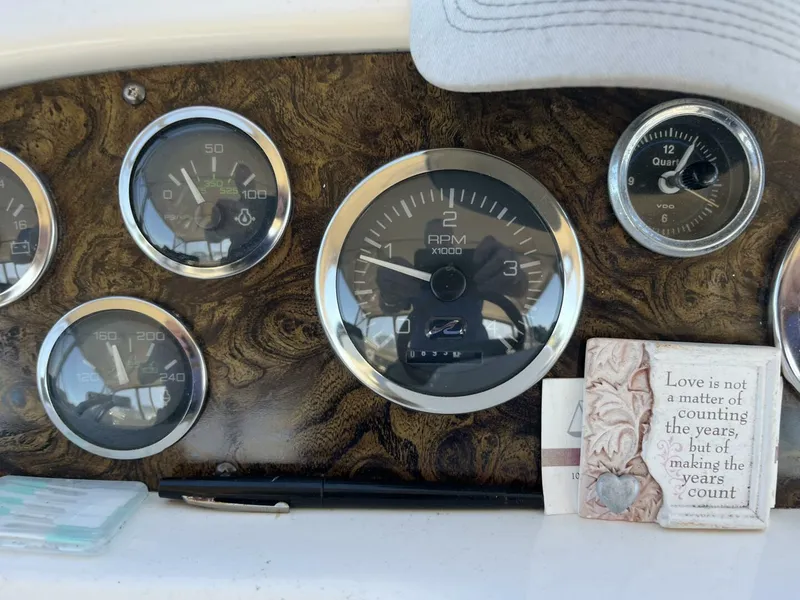 Slide: The Image of Sea Ray 420 Aft Cabin 1997 - 5707365