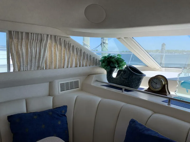 Slide: The Image of Sea Ray 420 Aft Cabin 1997 - 4213369