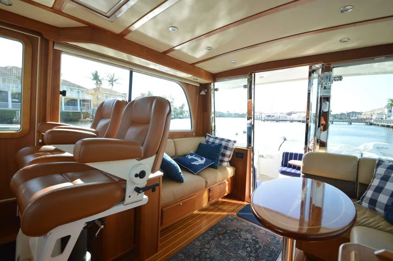 Slide: The Image of Sabreline 42 Salon Express 2013 - 4213972