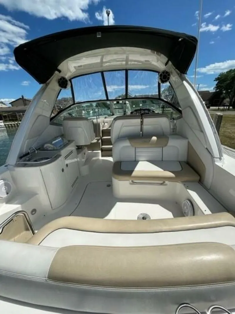 Slide: The Image of Sea Ray 330 Sundancer 2009 - 4216436