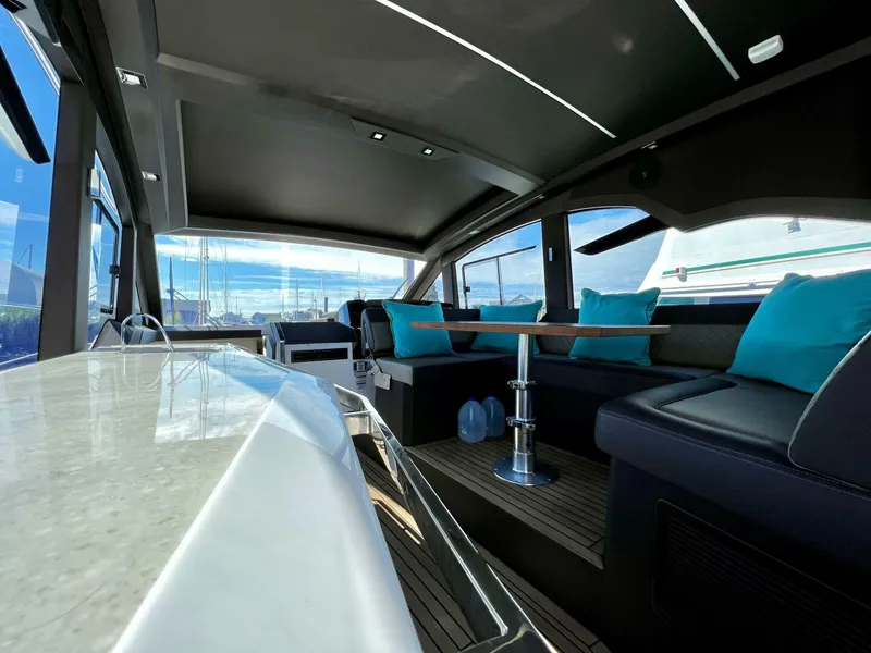 Slide: The Image of Marble_counter_closeup - 5107628