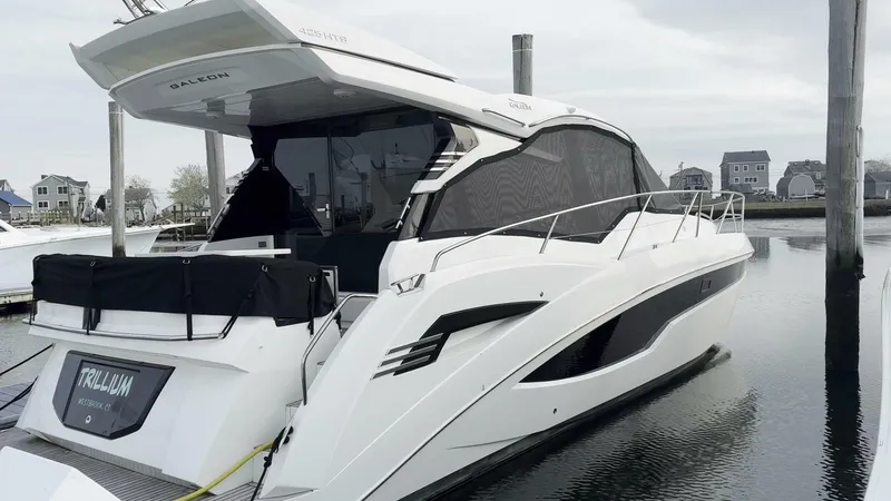 Slide: The Image of Galeon_side_profile - 5058475