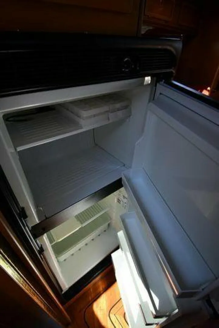 Slide: The Image of Maycraft 42 Sport Cruiser 2002 - 4960774