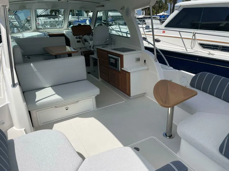 Slide: The Image of Back Cove 34O 2027 - 4328174