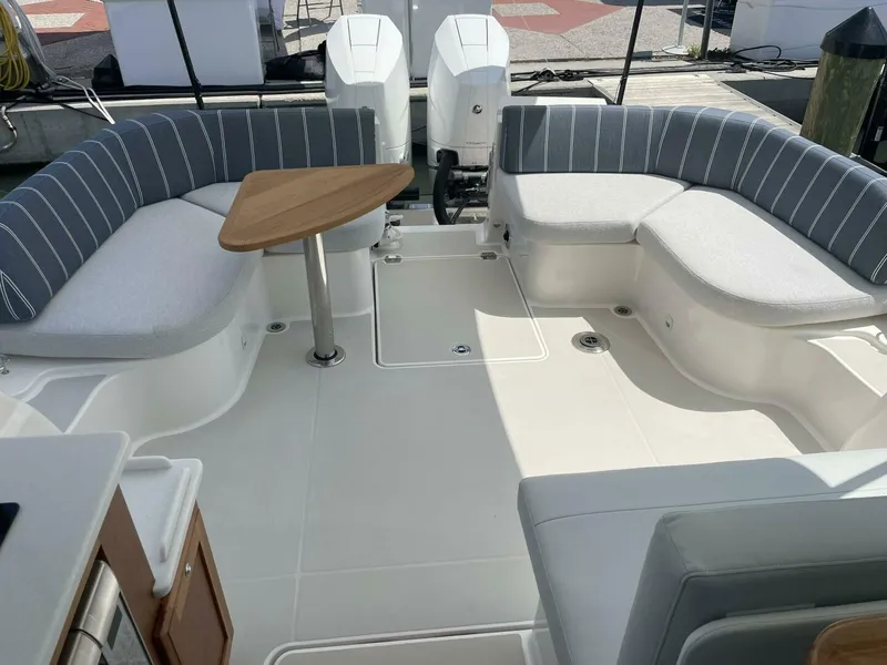 Slide: The Image of Back Cove 34O 2027 - 4328186