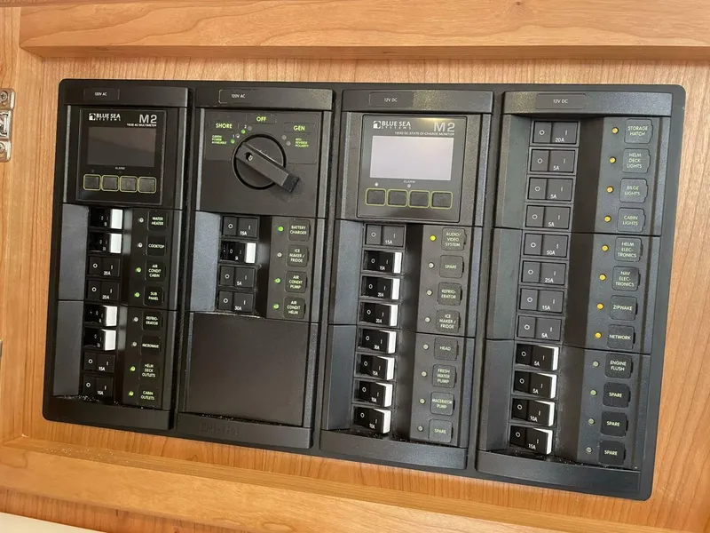 Slide: The Image of Back Cove 34O 2027 - 4328191