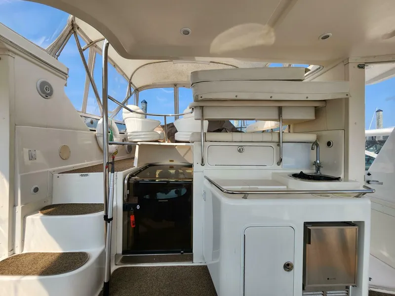 Slide: The Image of Sea Ray 420 Aft Cabin 1999 - 4219097
