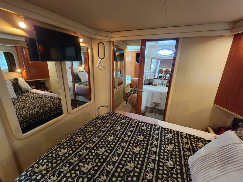 Slide: The Image of Sea Ray 420 Aft Cabin 1999 - 4219100