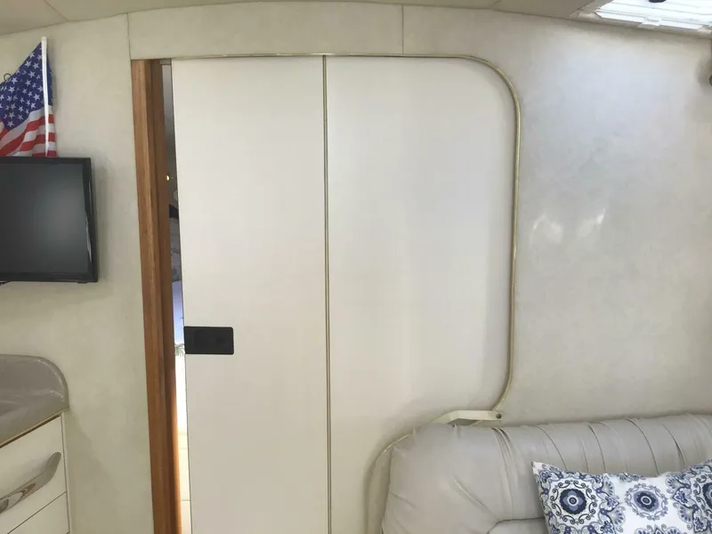 Slide: The Image of Sea Ray 370 Express 1997 - 4219169