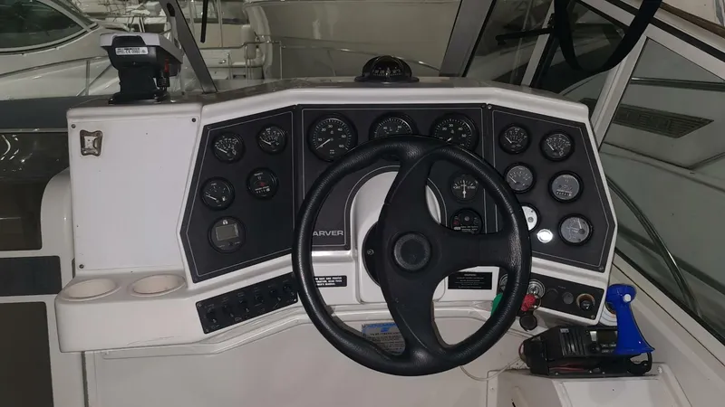 Slide: The Image of Carver Yachts 28 Express 1995 - 4219474