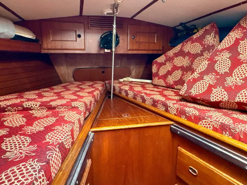 Slide: The Image of Camper & Nicholsons 58 1984 - 4220058