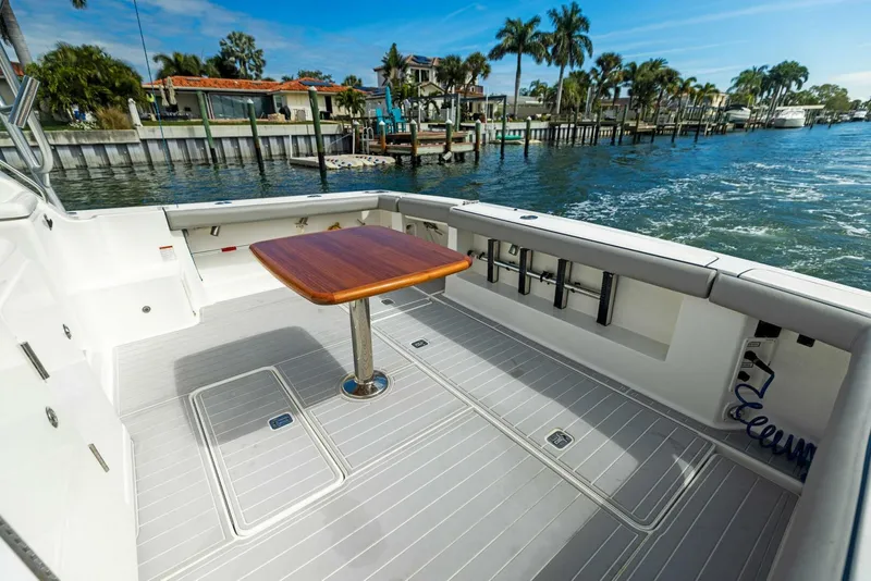 Slide: The Image of 2007 42 Tiara Yachts Open - Kid Pasta - Cockpit - 4223197