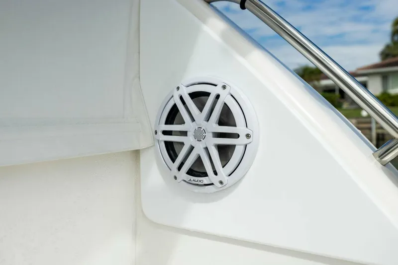 Slide: The Image of 2007 42 Tiara Yachts Open - Kid Pasta - Speaker - 4223198