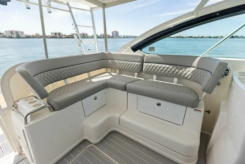 Slide: The Image of 2007 42 Tiara Yachts Open - Kid Pasta - Aft Seating - 4223227