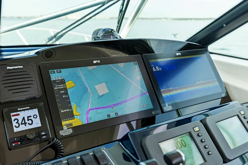 Slide: The Image of 2007 42 Tiara Yachts Open - Kid Pasta - Helm - 4223235