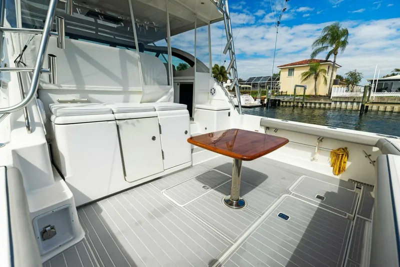 Slide: The Image of 2007 42 Tiara Yachts Open - Kid Pasta - Cockpit - 4223193