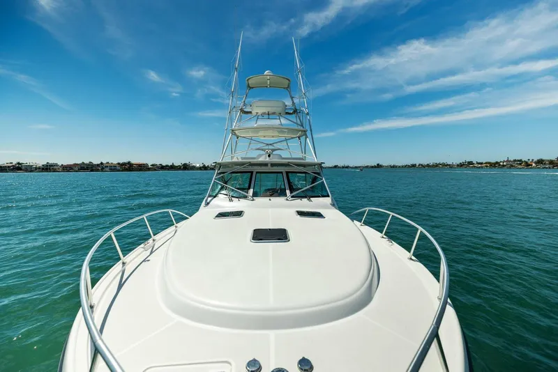 Slide: The Image of 2007 42 Tiara Yachts Open - Kid Pasta - Bow - 4223495