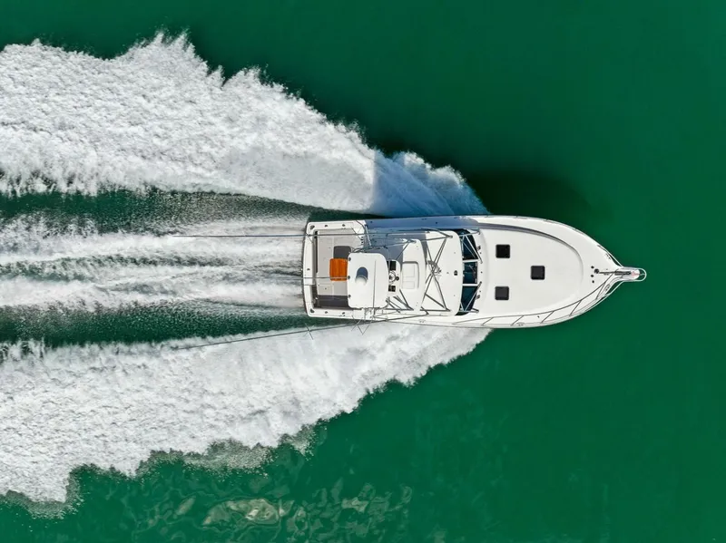 Slide: The Image of 2007 42 Tiara Yachts Open - Kid Pasta - Profile - 4223570