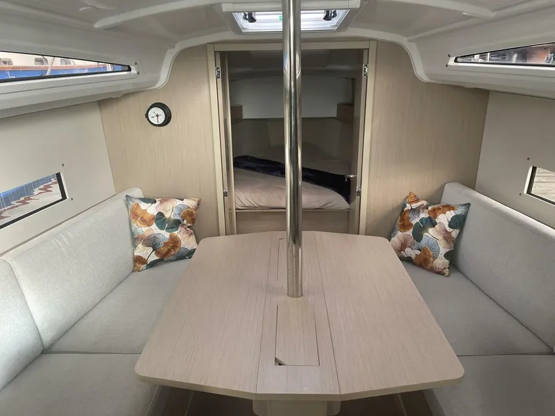 Slide: The Image of Beneteau 31 2022 - 4223668