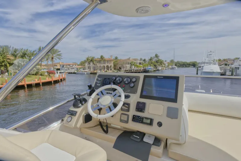 Slide: The Image of Azimut 64 Flybridge 2015 - 4223814