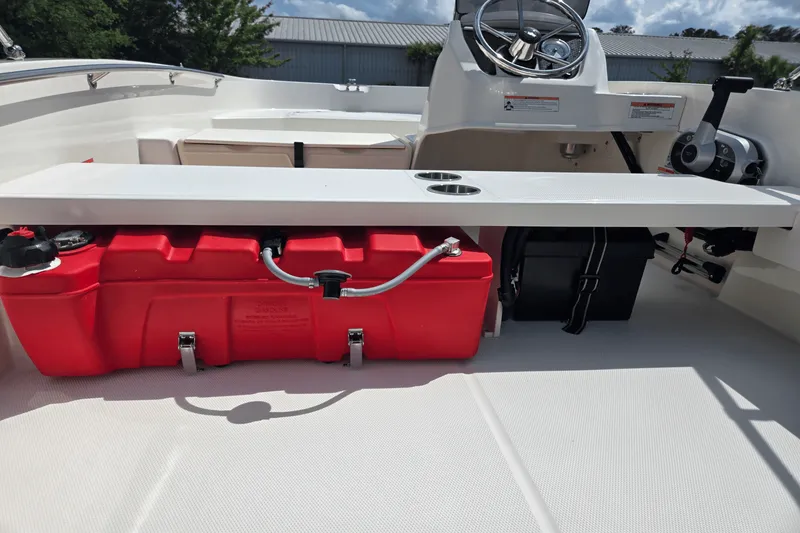 Slide: The Image of Boston Whaler 160 Super Sport 2025 - 2