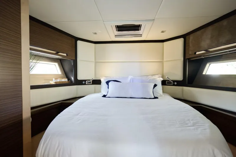 Slide: The Image of Azimut 55S 2013 - 4224310